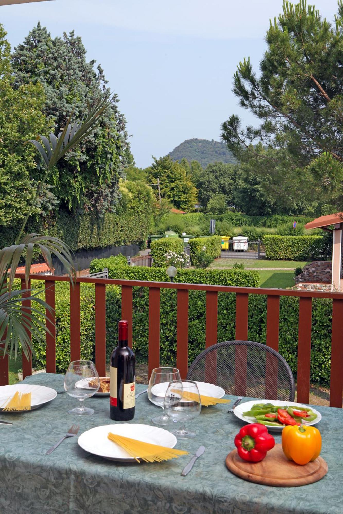 Camping Garden Tourist Manerba del Garda Rum bild