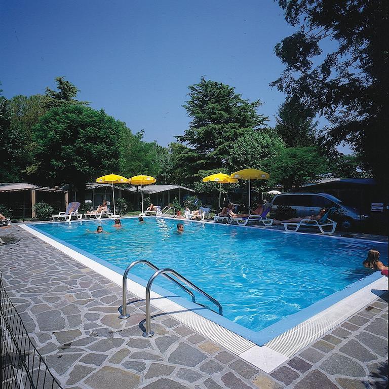 Camping Garden Tourist Manerba del Garda Exteriör bild
